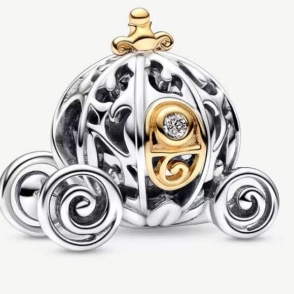 Disney 100th Anniversary Cinderella's Enchanted Carriage 0.015 ct tw Lab-created